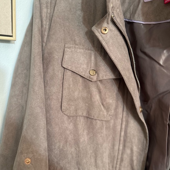 Vince Camuto suede fall Jacket - Picture 4 of 6